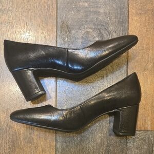 Aerosole Leather Pumps